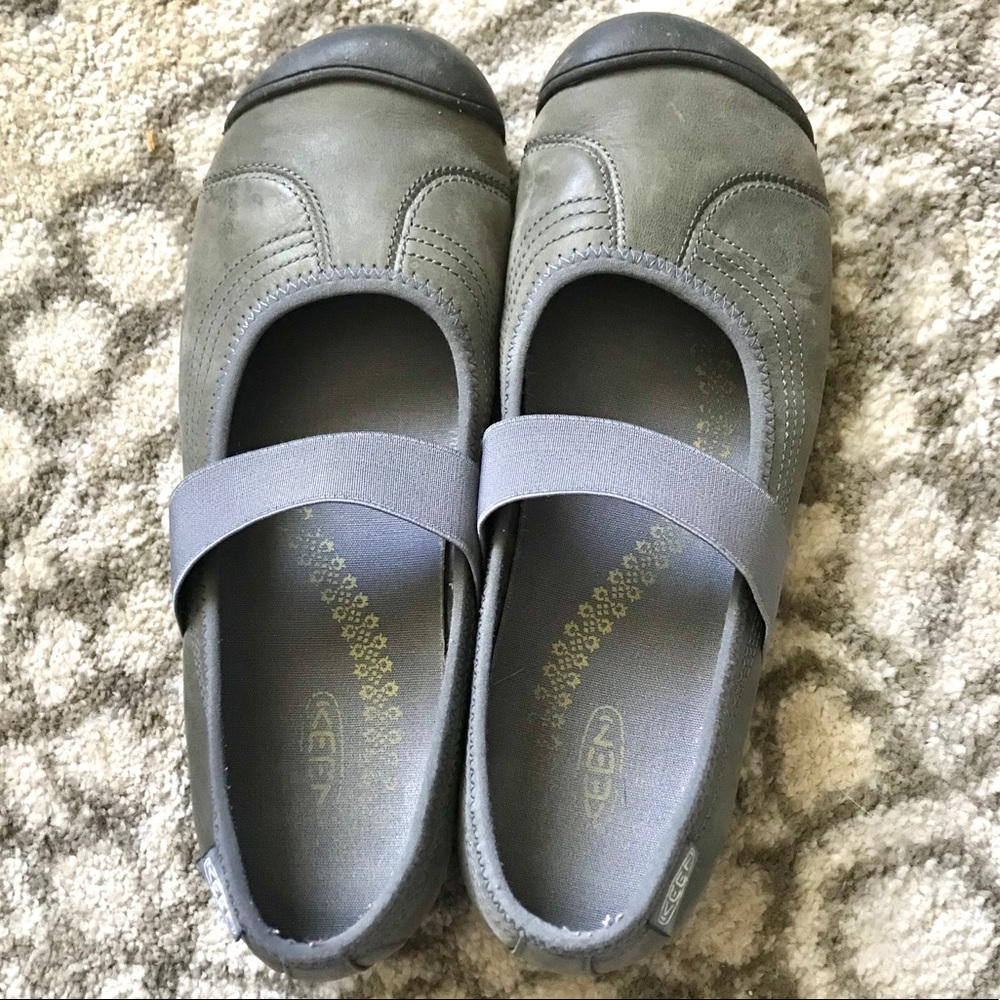 Keen, Women’s Leather Mary Jane’s, size 10.5 (10)